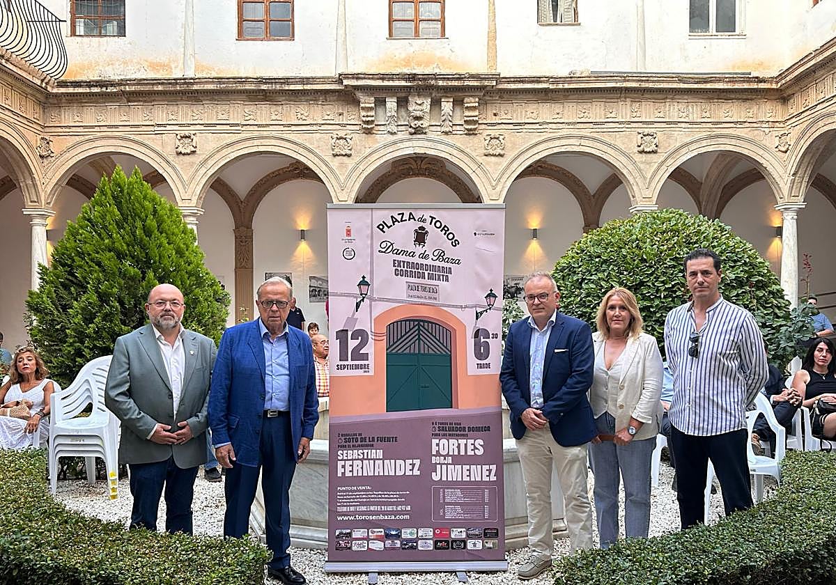 El Ayuntamiento de Baza y Gestaurina presentan la tradicional corrida del 12 de septiembre