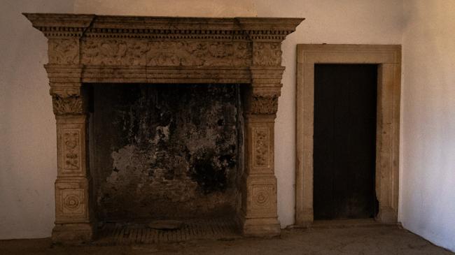 Imagen antes - Así se ven hoy cuatro escenarios de &#039;La casa del dragón&#039; en el Castillo de la Calahorra
