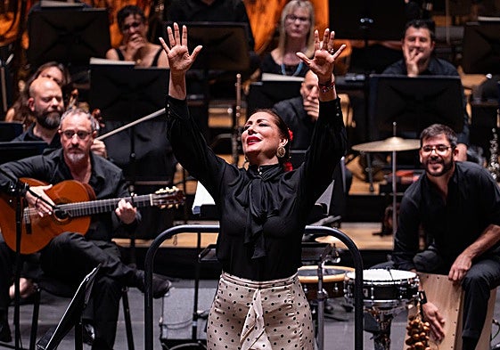 Marina Heredia y la Orquesta Ciudad de Granada presentarán «¡En Libertad!» en el Carlos V