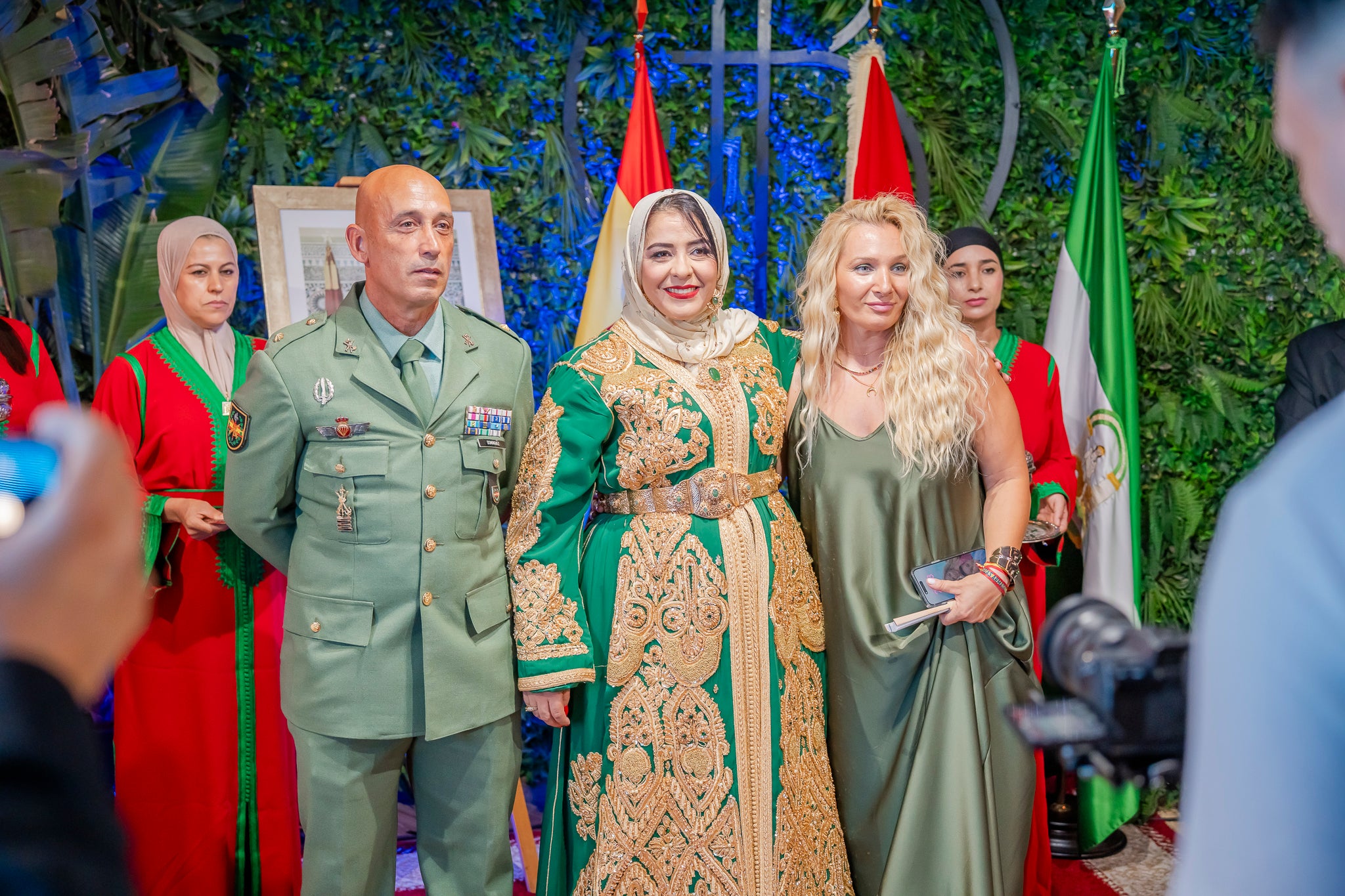 El abrazo entre las orillas de Alborán