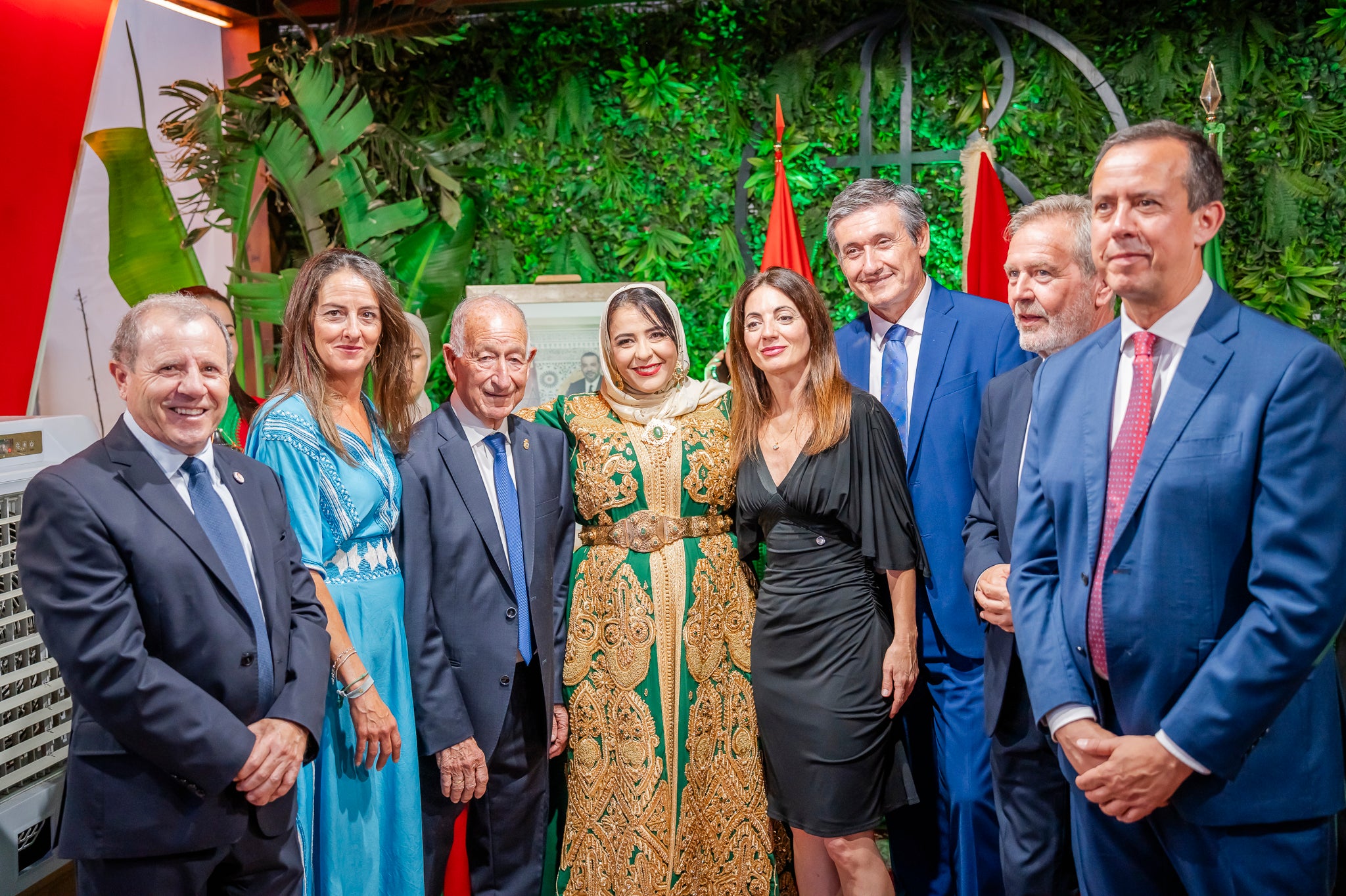 El abrazo entre las orillas de Alborán