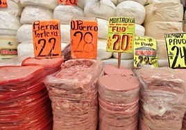 Paquetes de embutidos.