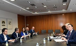 Reunión sobre la integración ferroviaria, en julio.