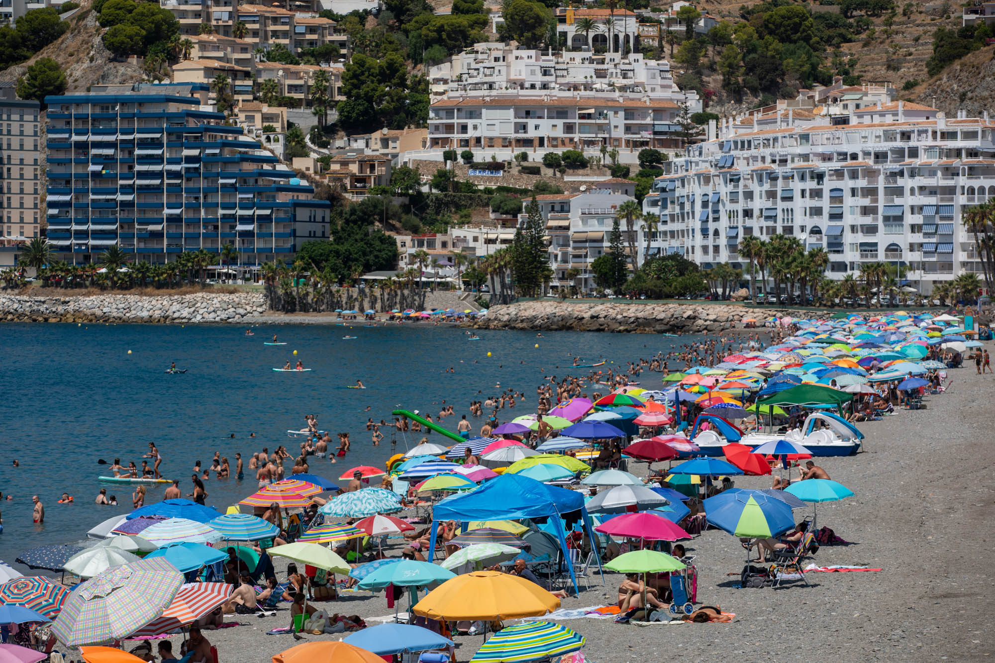 Primer fin de semana de agosto a reventar en Almuñécar