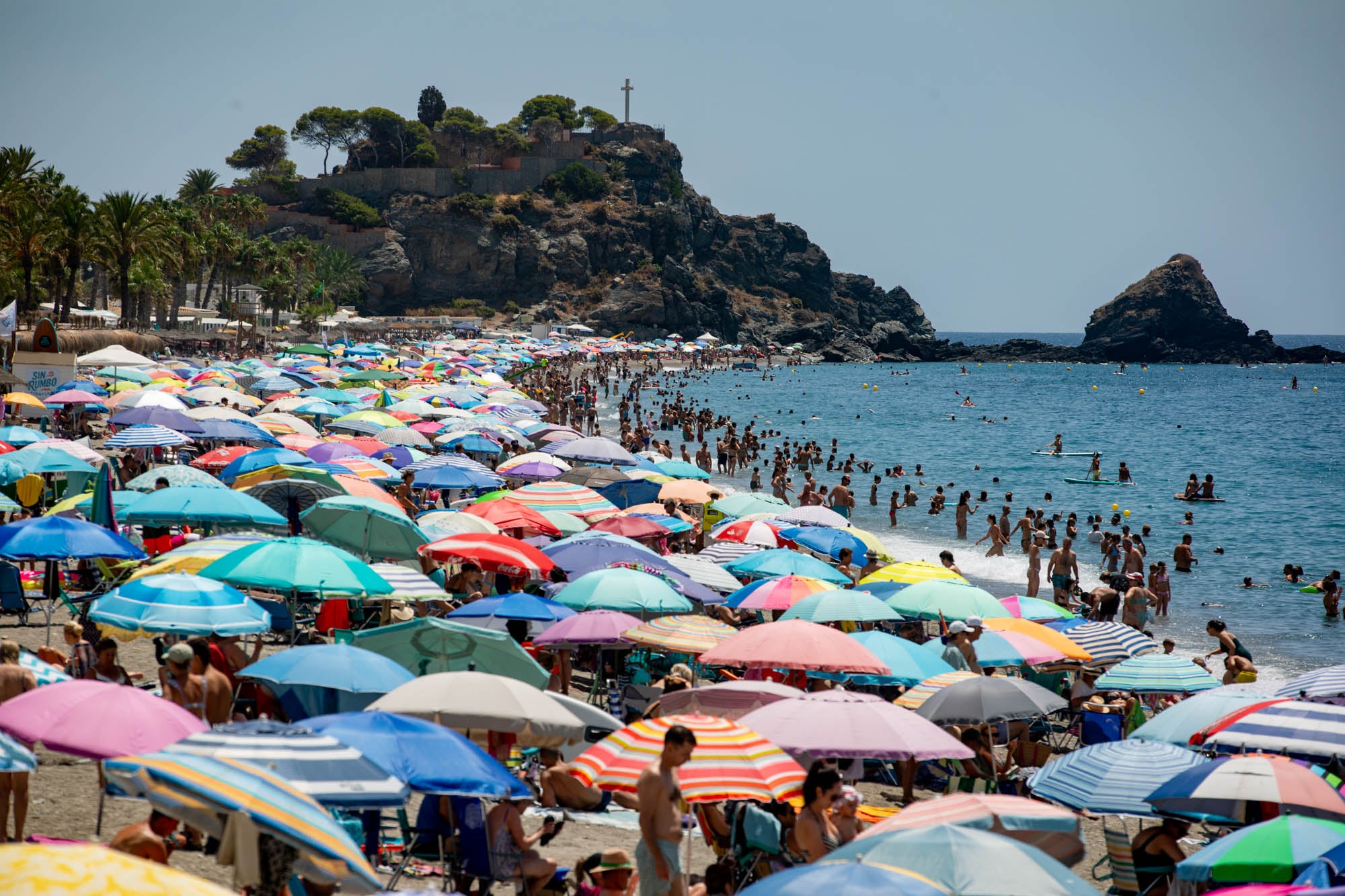 Primer fin de semana de agosto a reventar en Almuñécar