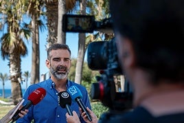 El consejero de Agricultura, Pesca, Agua y Desarrollo Rural, Ramón Fernández-Pacheco