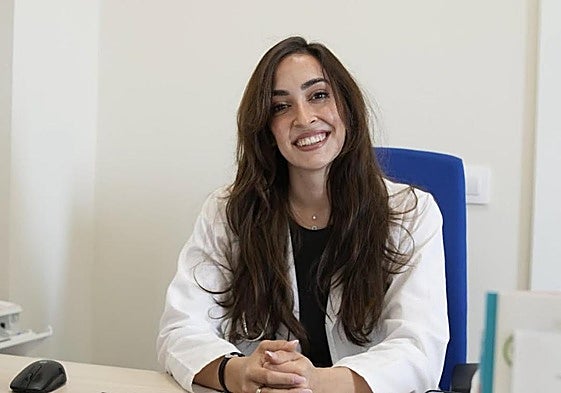 La médica de familia que se pone seria con la cerveza cuando comes