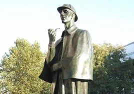 Estatua de Sherlock Holmes