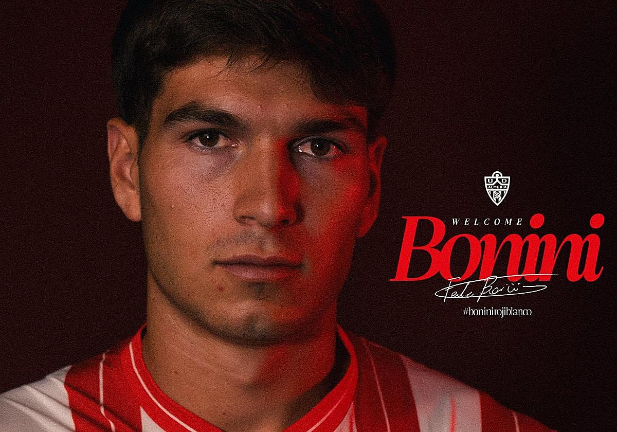Bonini con la camiseta de la UD Almería