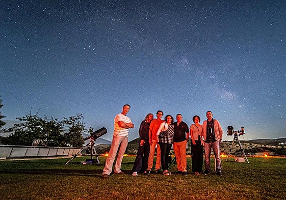 Los asistentes a una de las sesiones cósmicas del Señorío de Nevada.