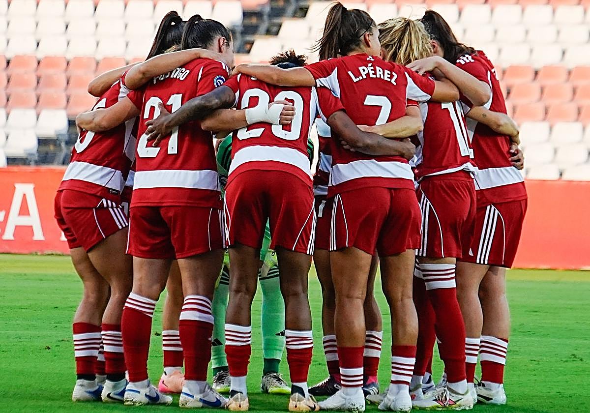 El once inicial del Femenino en Sevilla.