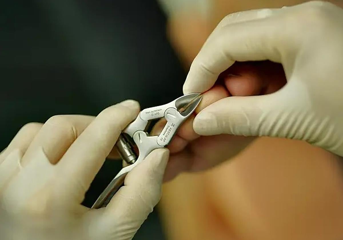 El SAS incorporará podólogos en Primaria en las ocho provincias andaluzas a partir de septiembre