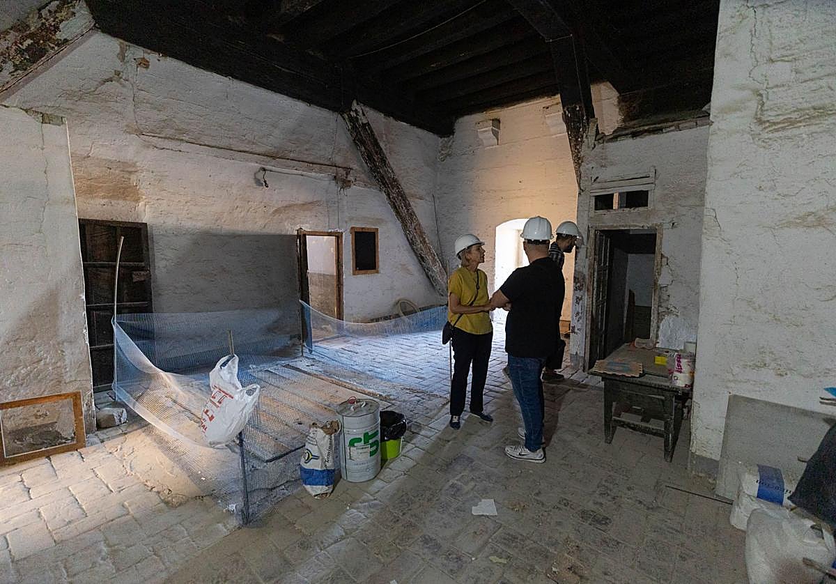 Vivienda superior de la torre de la Catedral, donde tuvo su estudio José Guerrero.