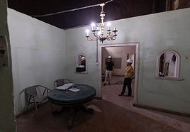 Saloncito de la vivienda de los campaneros en el mismo lugar donde estuvo el taller de Alonso Cano.