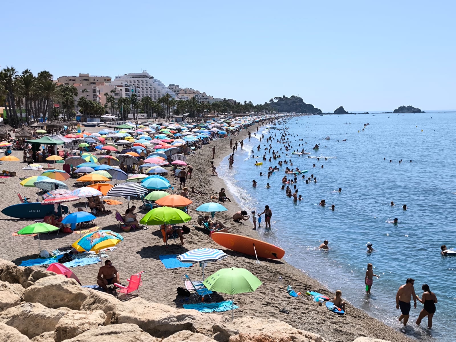Ambientazo en la Costa para el puente