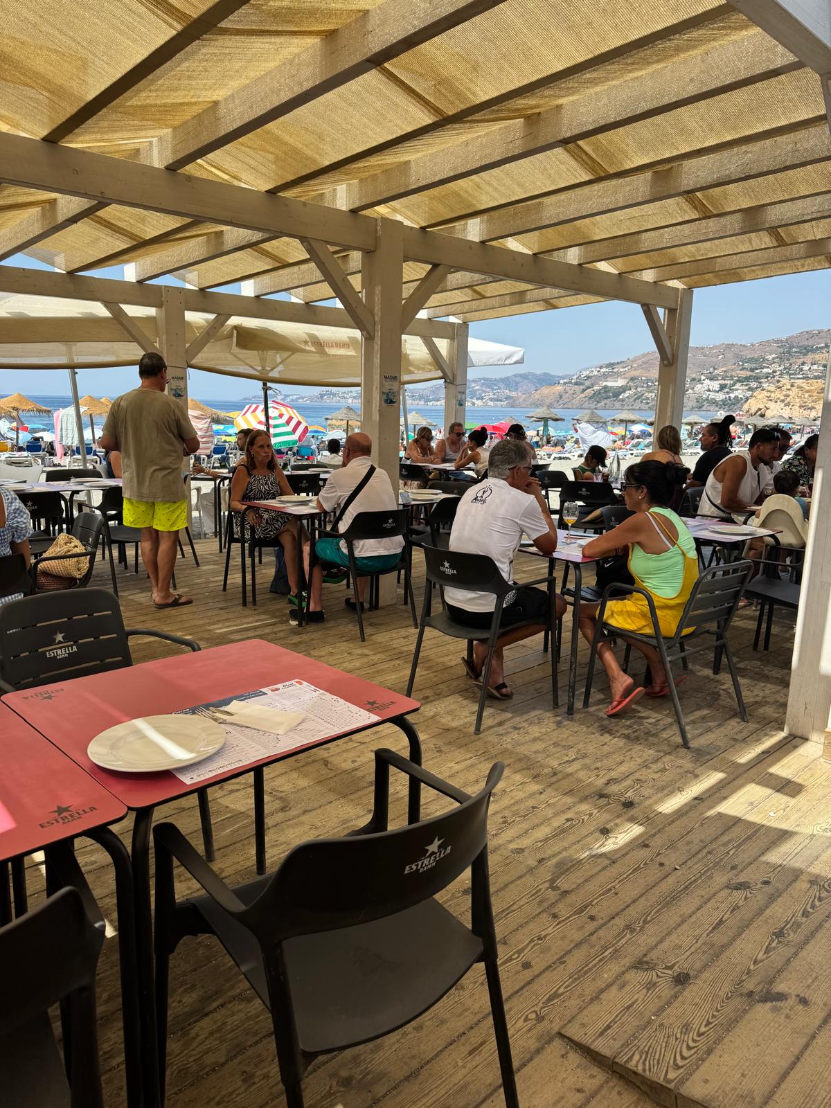 Ambientazo en la Costa para el puente