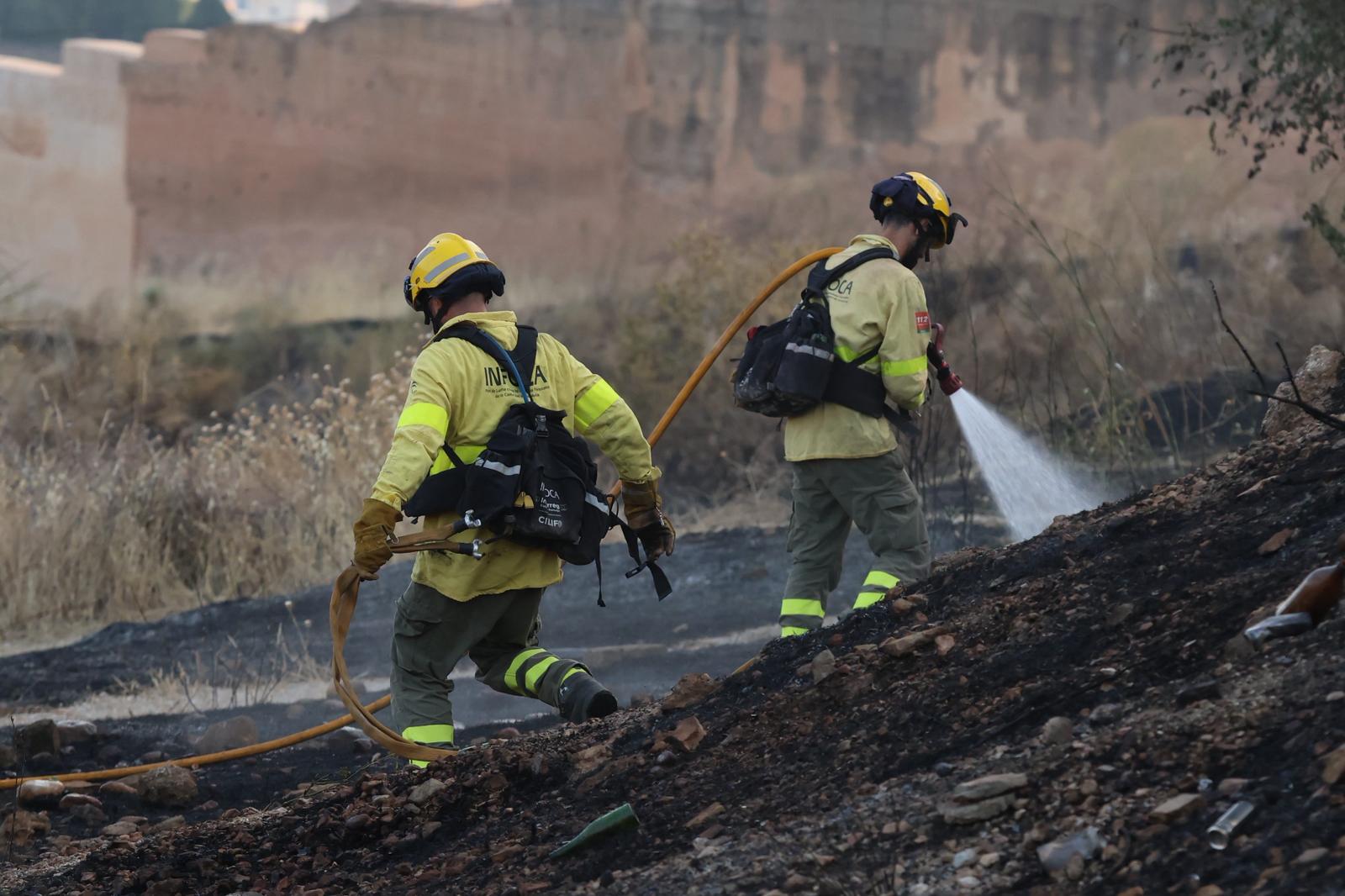Las imágenes del incendio en San Miguel Alto