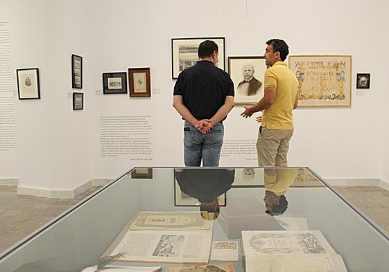 Un siglo de historia almeriense cobra vida en más de cien obras en el Museo Doña Pakyta