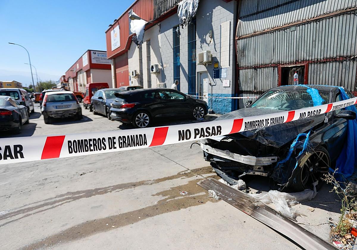 Dentro de la nave de Juncaril que ha ardido