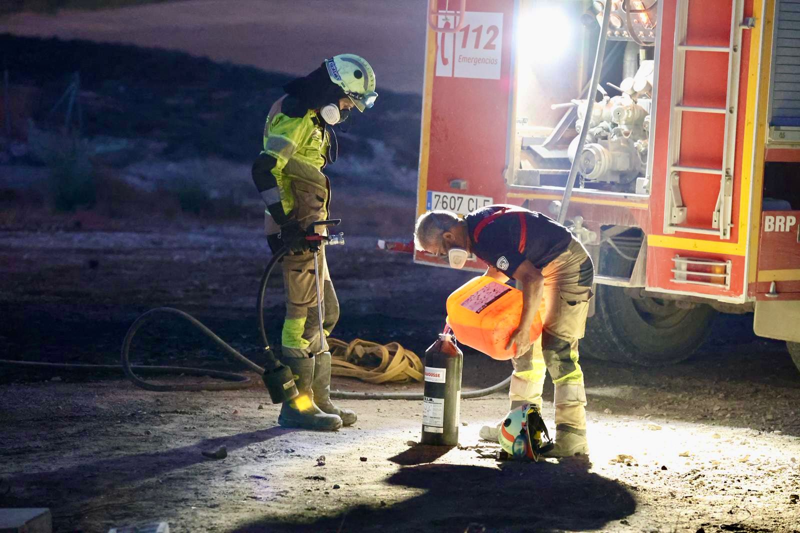 Desde dentro: Las imágenes del incendio de Benamaurel y Castilléjar