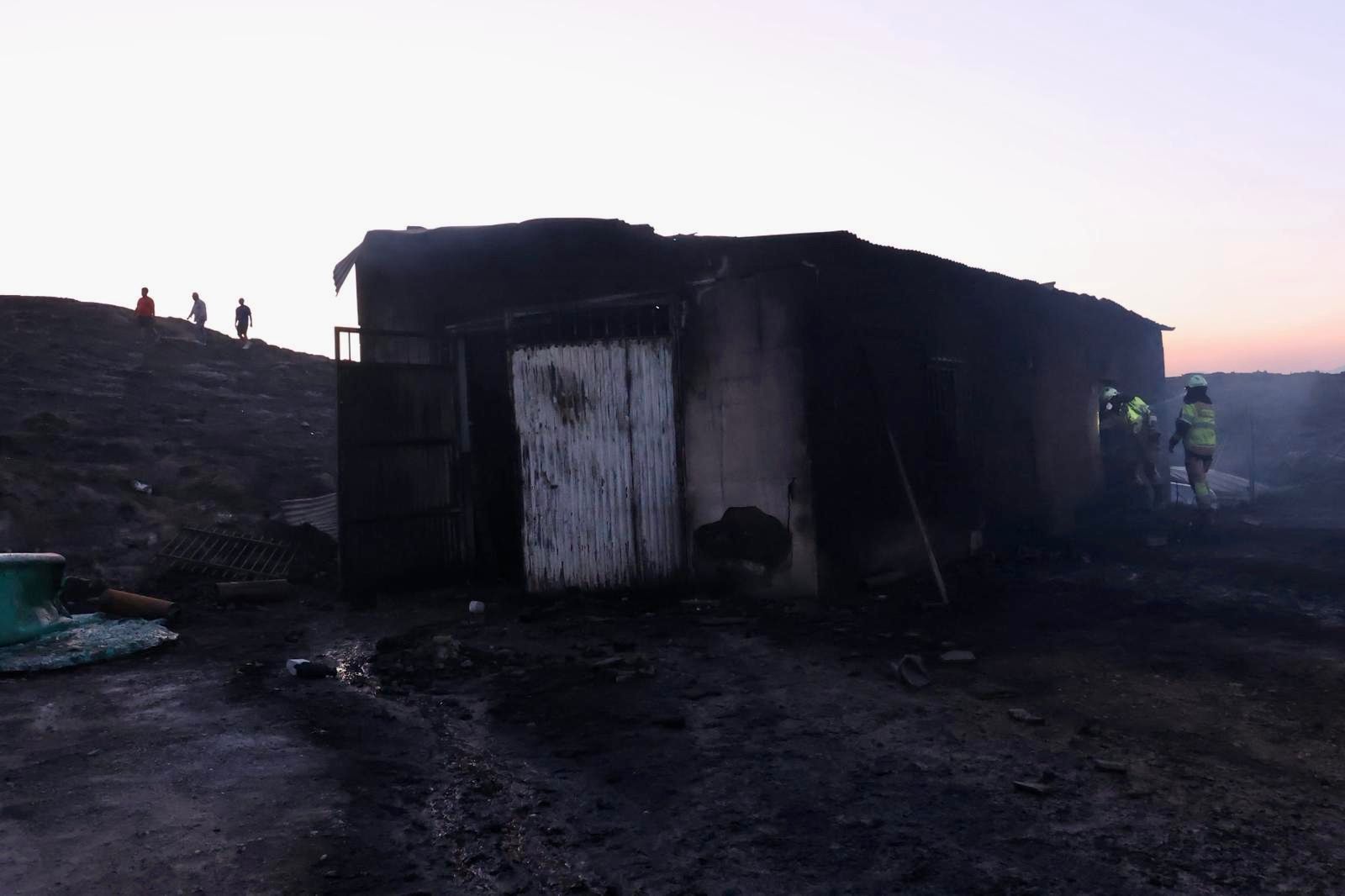 Desde dentro: Las imágenes del incendio de Benamaurel y Castilléjar