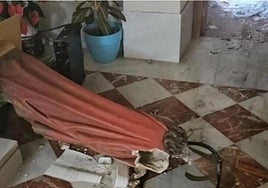 Destrozos en la iglesia.
