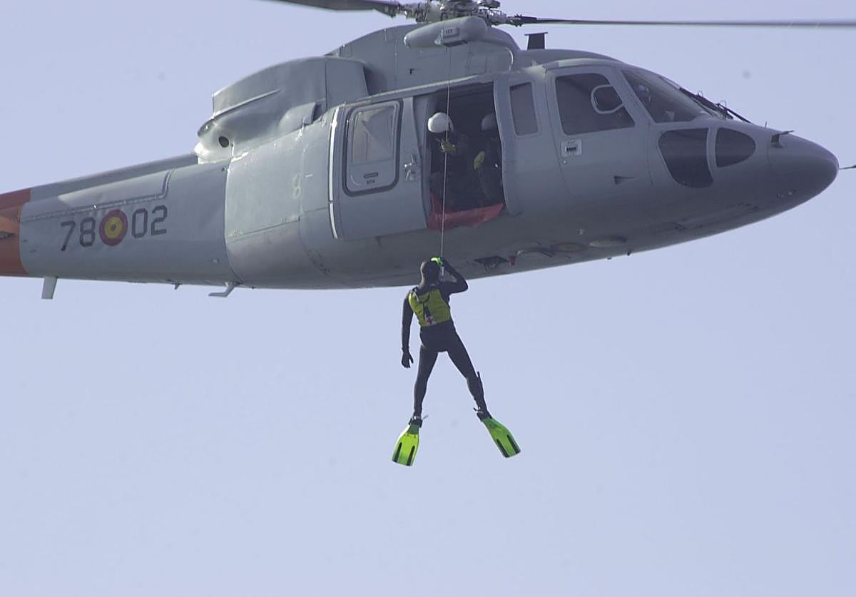 Imagen de archivo de un simulacro de rescate en la Costa de Granada.