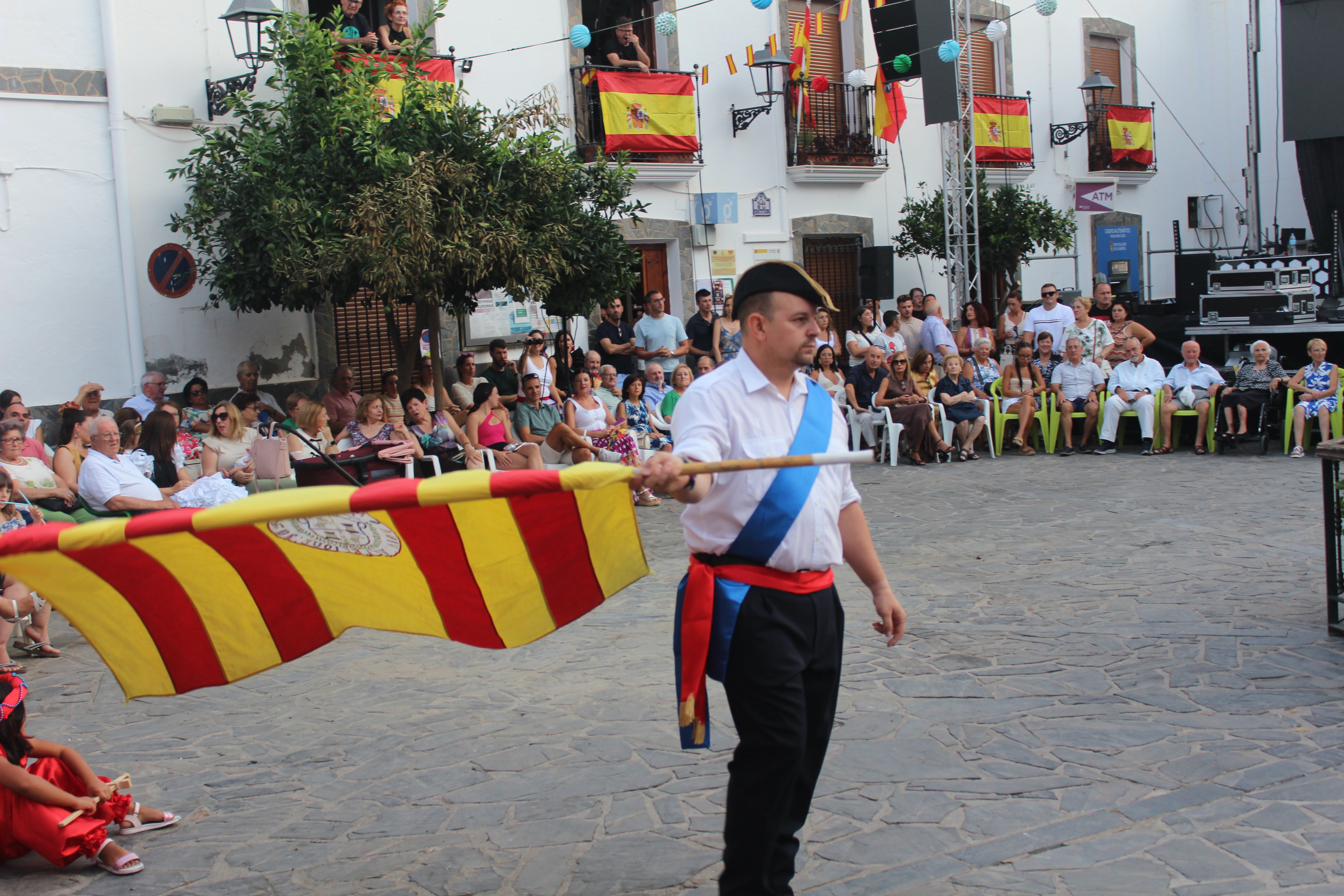 Velefique revive su pasión con los Moros y Cristianos, en imágenes