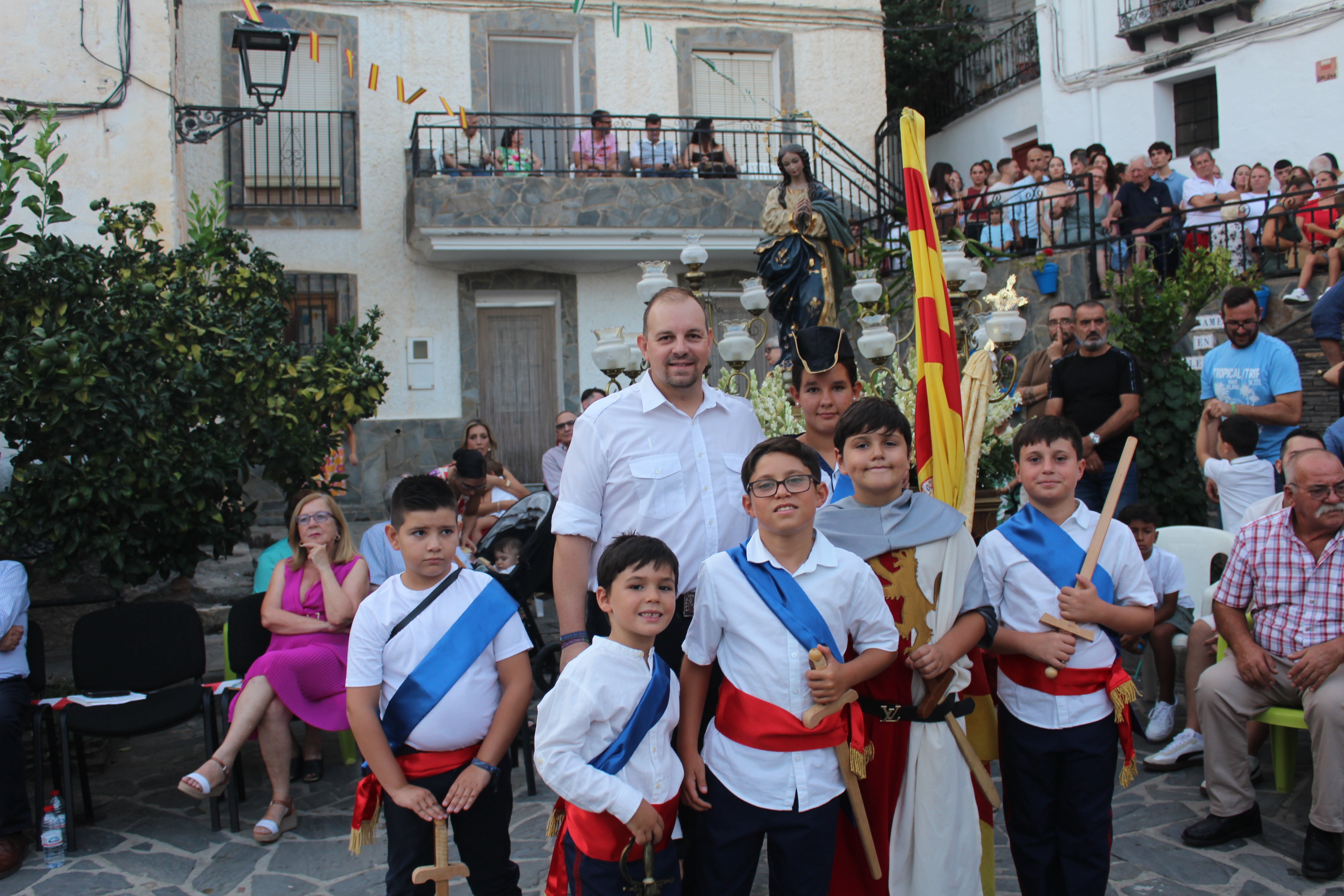 Velefique revive su pasión con los Moros y Cristianos, en imágenes