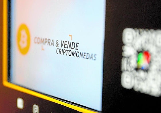 Vista de un cajero de criptomonedas.