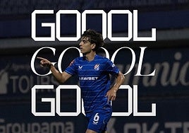 Gonzalo Villar celebra su golazo.