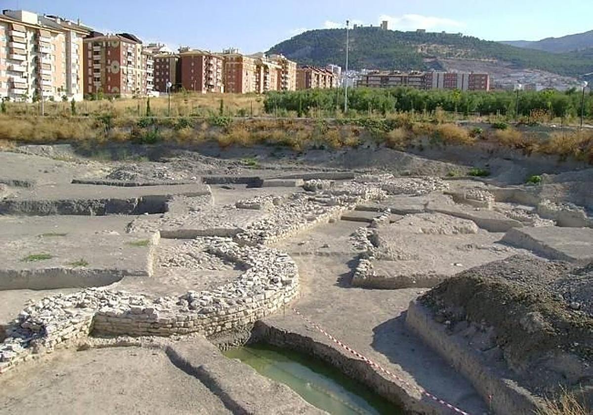 La Junta «sigue sin poner en valor los restos arqueológicos junto al ...