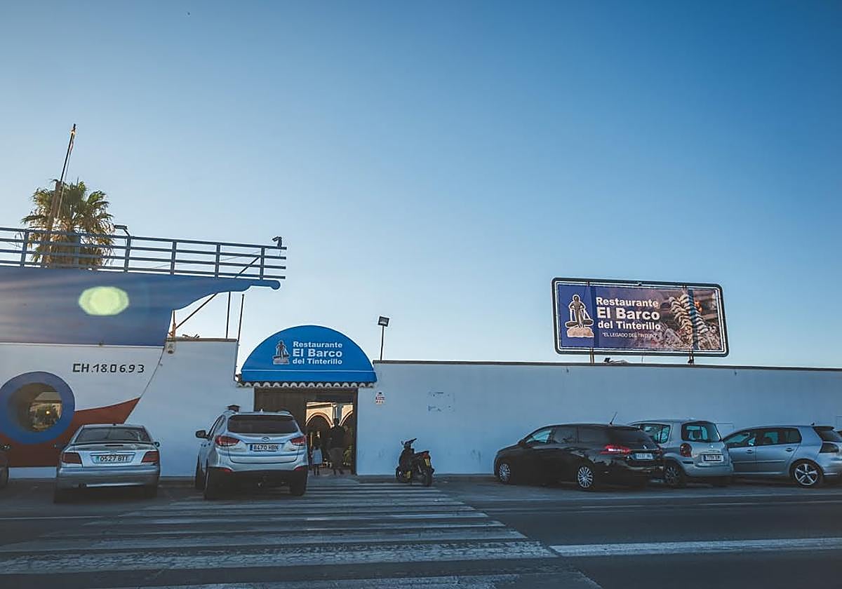 Fachada exterior de El Barco del Tinterillo.