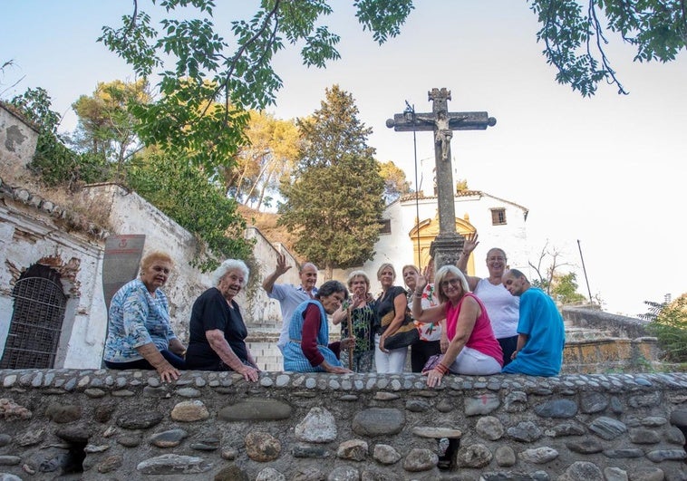 Un verano granadino a la vera de la cueva