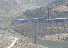 Imagen de archivo del viaducto, que se hundió durante su contrucción en 2006.