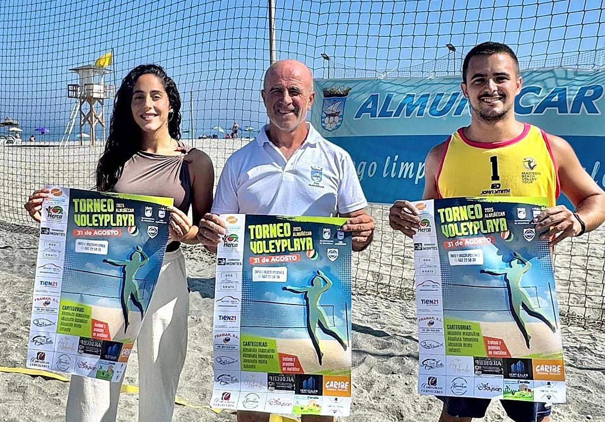 Organizadores muestran el cartel de la competición sexitana.