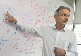 Geoffrey Hinston, ganador del premio Nobel de Física en 2024 y 'padrino' de la IA