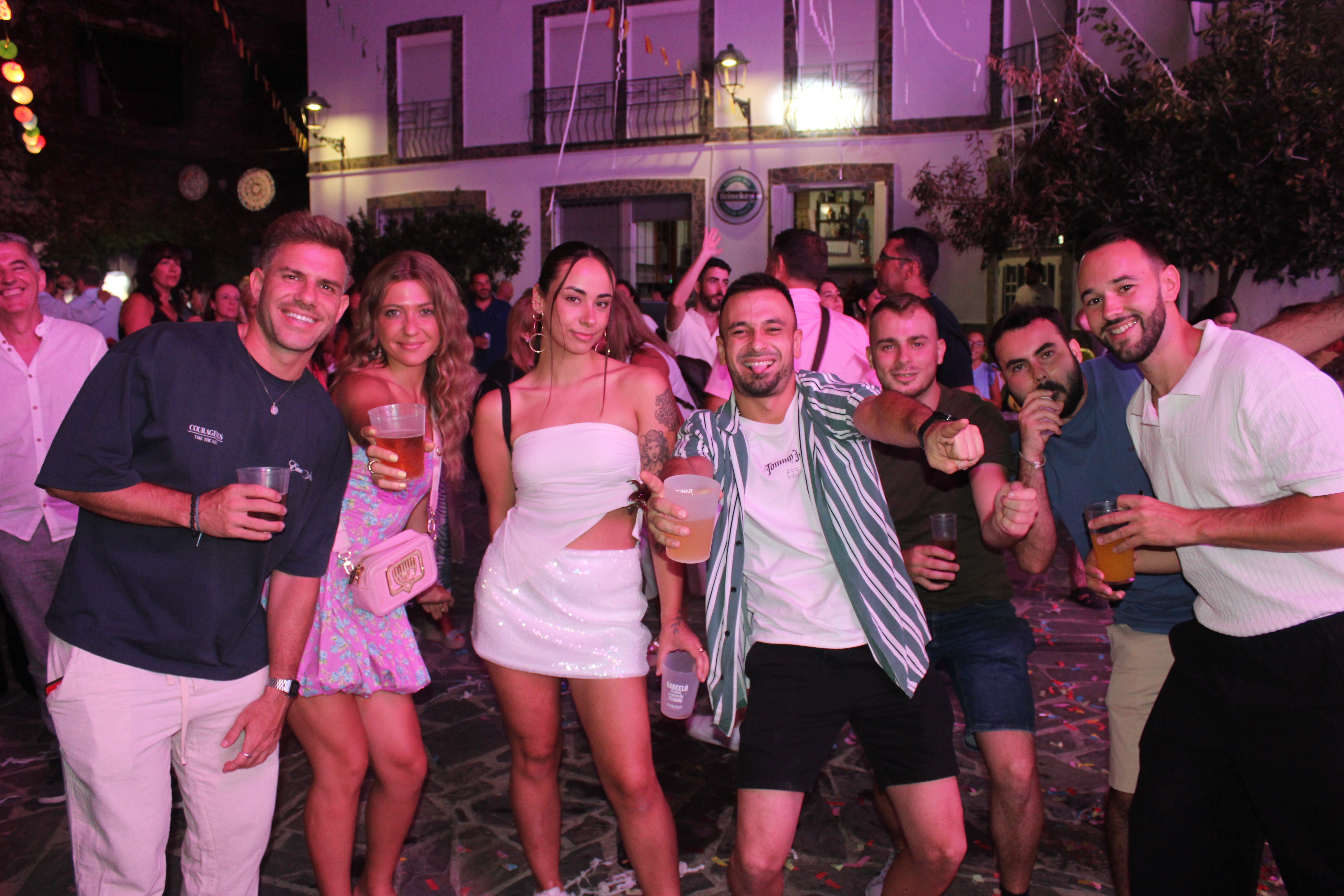 Velefique disfruta de baile y de la familia por sus fiestas, en imágenes