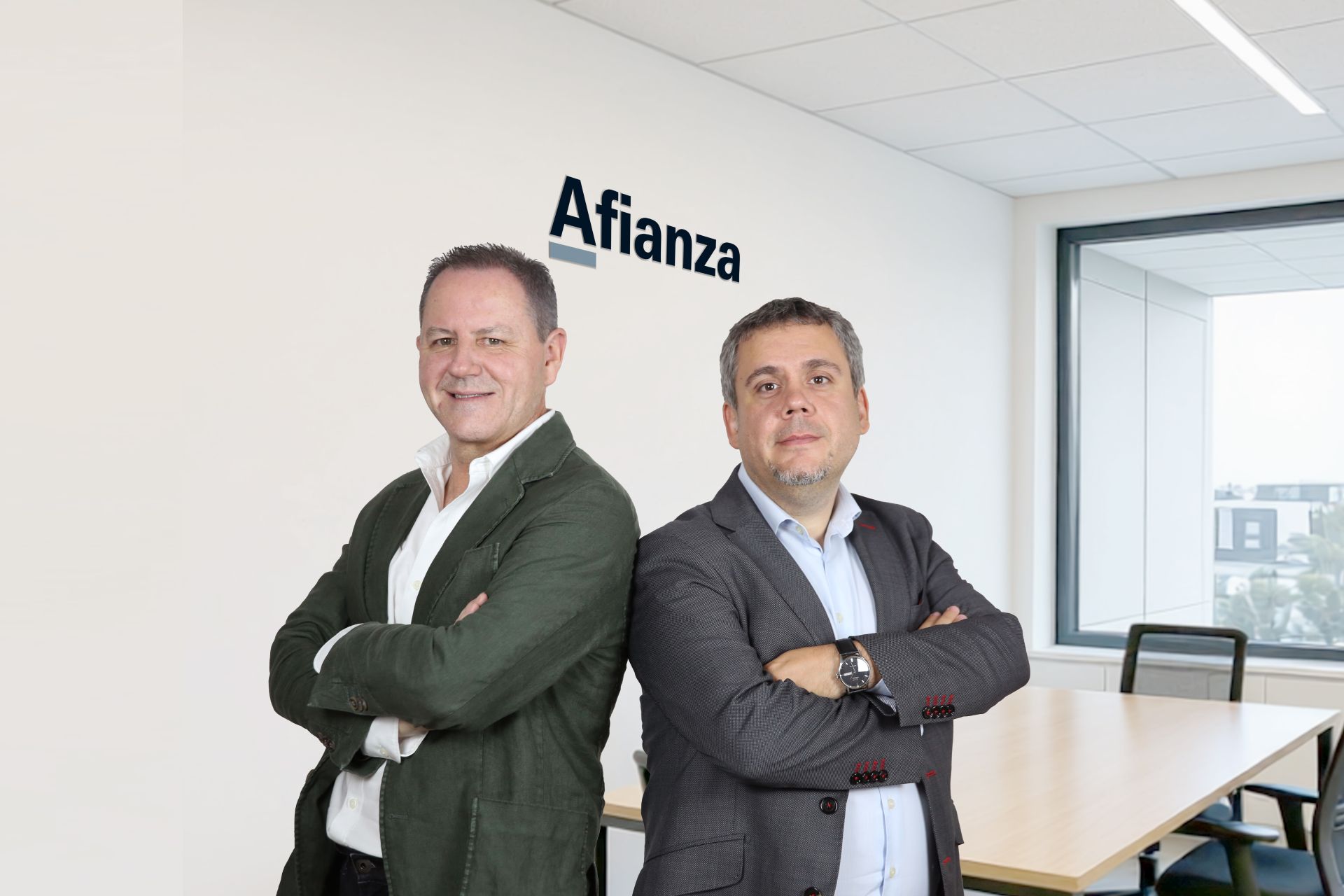 El abogado Vicente Tovar y Daniel Lara, director legal de Afianza.