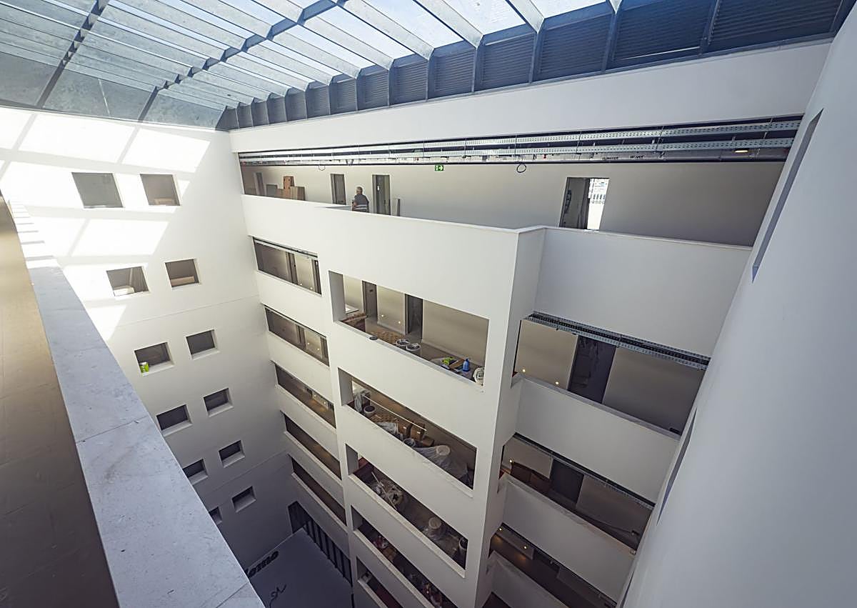 Imagen secundaria 1 - El exterior de Codomo, en el PTS.