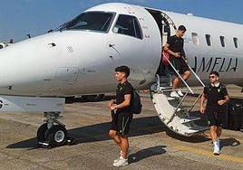 En la UDA hay vuelos para llegar y otros para irse. A la medianoche todo queda zanjado.