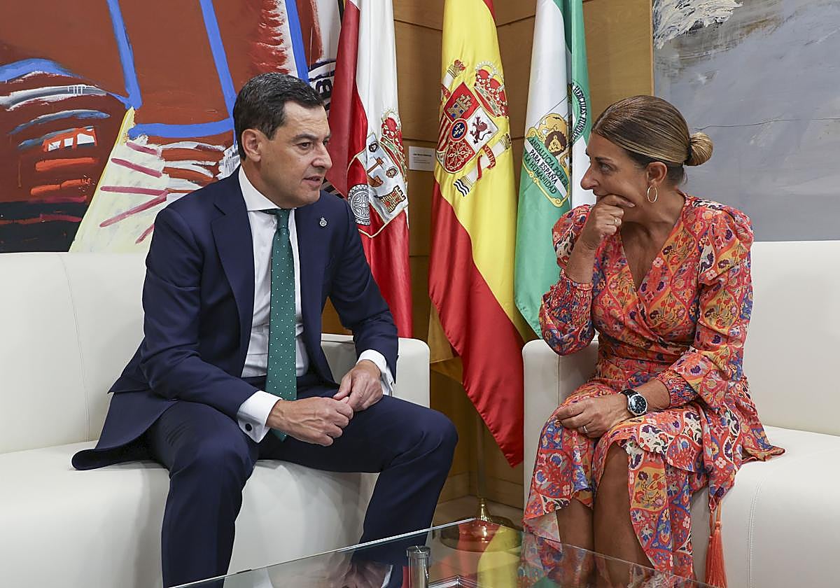 Juanma Moreno ha hecho las declaraciones tras un encuentro con la presidenta de Cantabría.