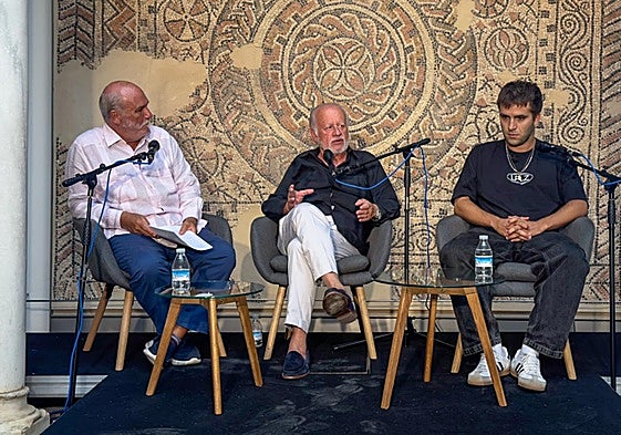 'Andalucía come Cultura' reflexiona sobre el «disfrute platónico» en la presencia de la cultura gastronómica audiovisual