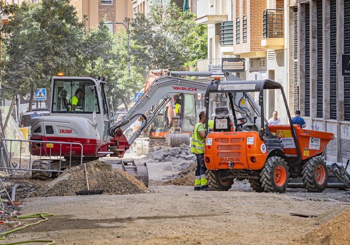 Obras en la calle Tejeiro este verano.