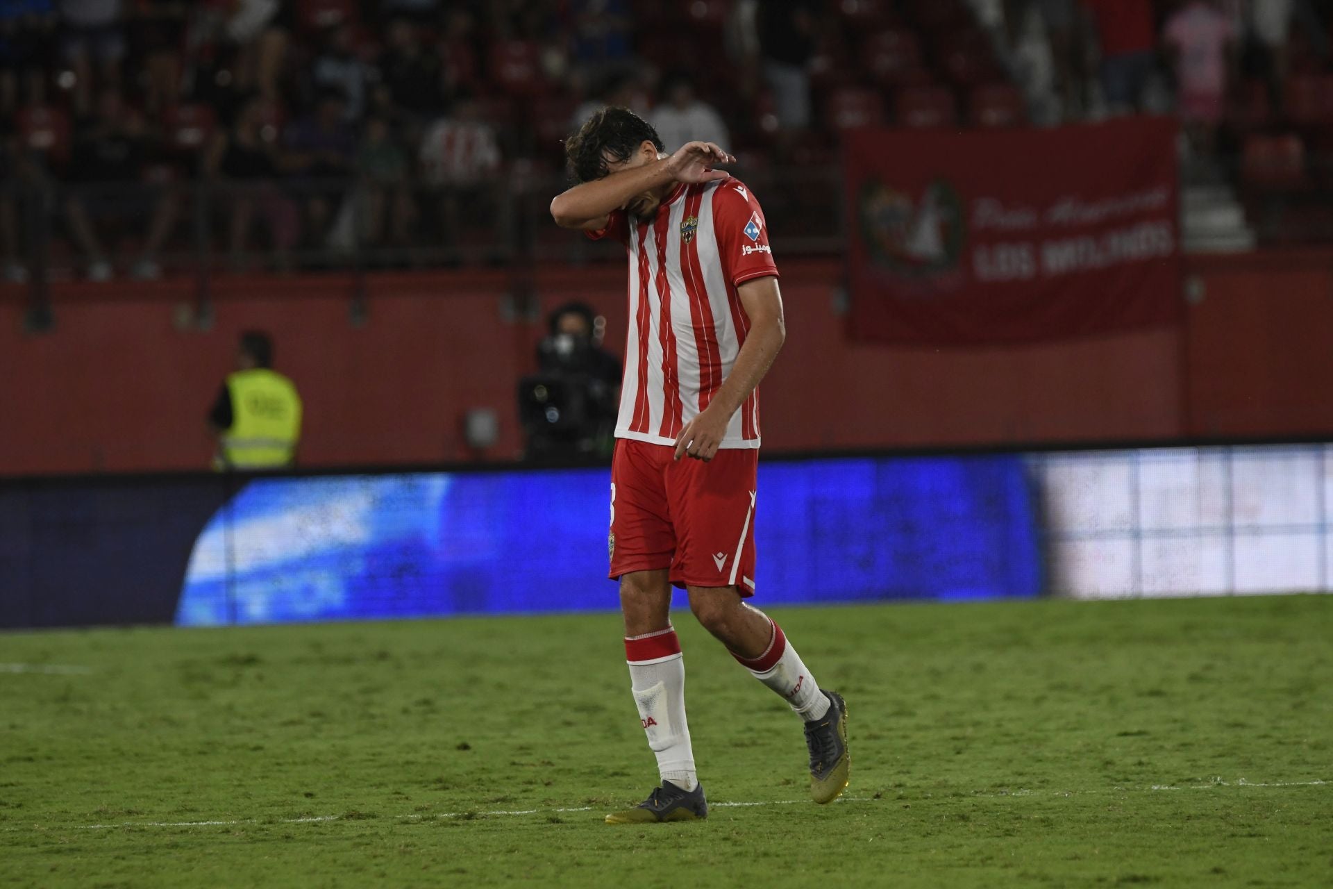 De tener un día esplendoro, a una noche tormentosa