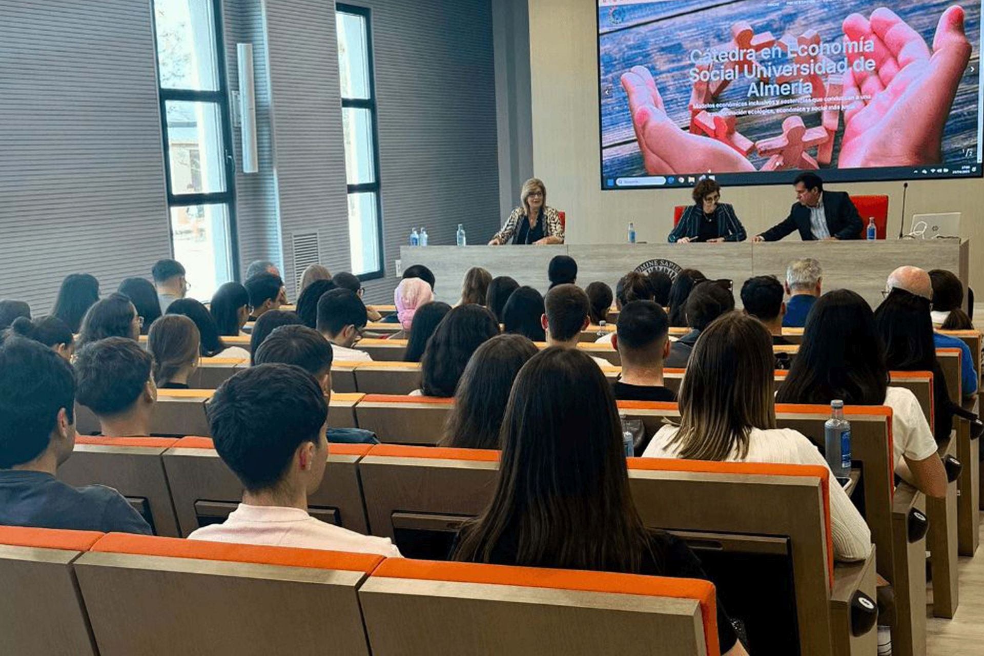 Acto informativo de la Cátedra en Economía Social de la Universidad de Almería.