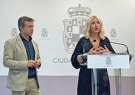 Julio Millán y María Espejo en rueda de prensa sobre la UJA.