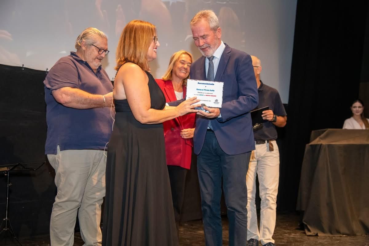 Imagen secundaria 2 - Varios momentos de la gala.