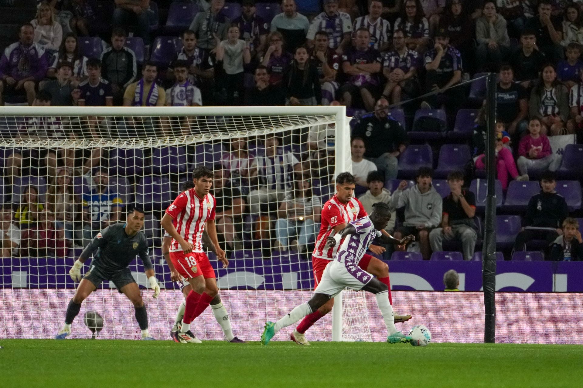 El Almería, prisionero de su propio merecimiento