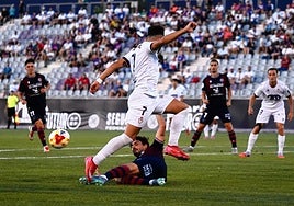 El Real Jaén no encuentra el gol ante el Extremadura